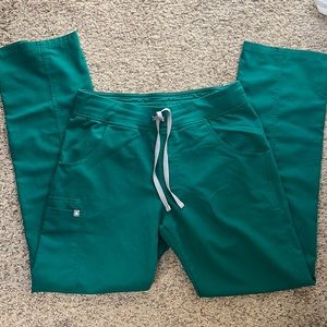 Figs Kade Tall Cargo Scrub Pants